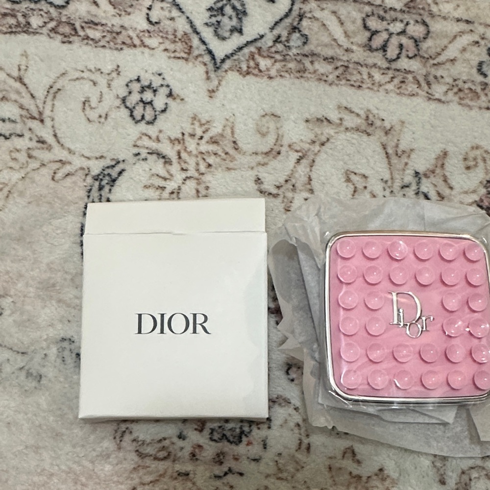 Dior Pink Textured Compact